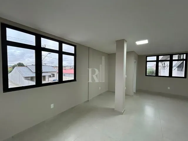 Sala para alugar, no bairro Universitário em Tijucas