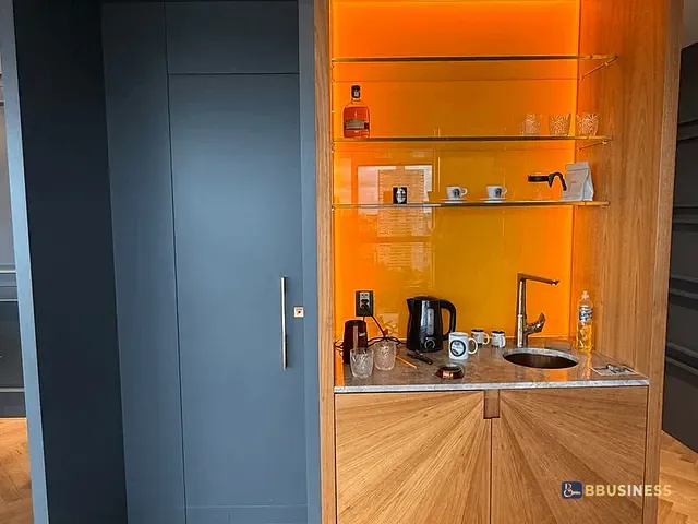 Sala à venda, no bairro Centro em Caxias do Sul
