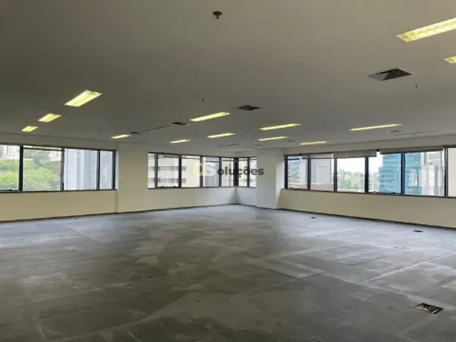 Sala para alugar, no bairro Cidade Monções em São Paulo