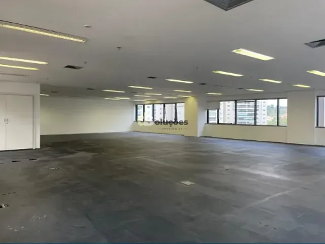 Sala para alugar, no bairro Cidade Monções em São Paulo