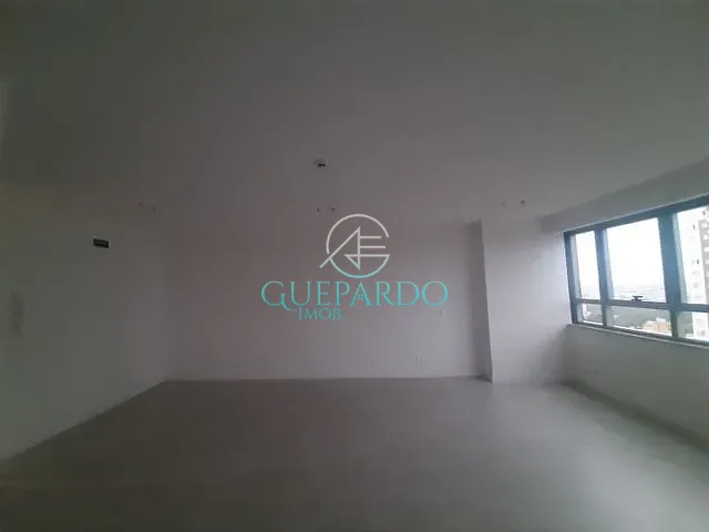 Sala para alugar, no bairro Bela Suiça em Londrina