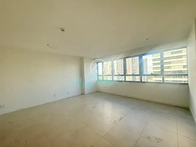 Sala para alugar, no bairro Bela Suiça em Londrina