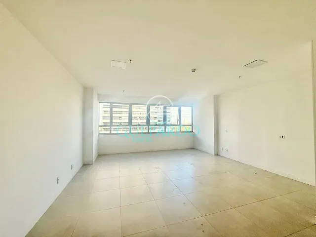 Sala para alugar, no bairro Bela Suiça em Londrina