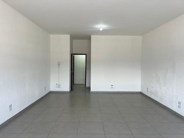 Sala com 40m², para alugar, no bairro Portais (Polvilho) em Cajamar