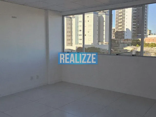 Sala com 48m², à venda, no bairro centro em Passo Fundo