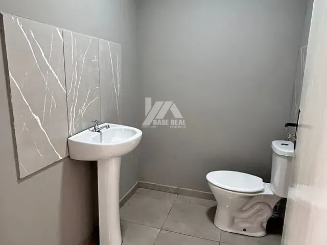 Sala à venda ou para alugar, no bairro Vila Bela em Guarapuava