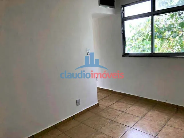 Sala à venda, no bairro Nossa Senhora das Graças em Volta Redonda