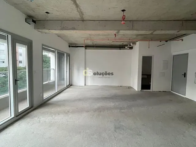 Sala para alugar, no bairro Cerqueira César em São Paulo