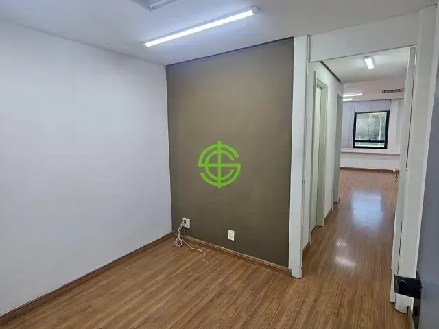 Sala com 40m², para alugar, no bairro Jacarepaguá em Rio de Janeiro