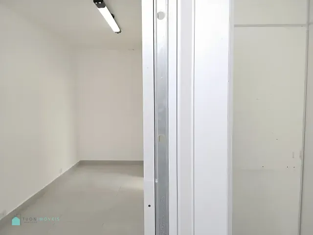 Sala para alugar, no bairro Itaberaba em São Paulo