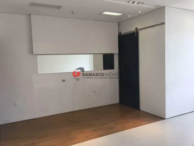Sala à venda, no bairro Santa Paula em São Caetano do Sul