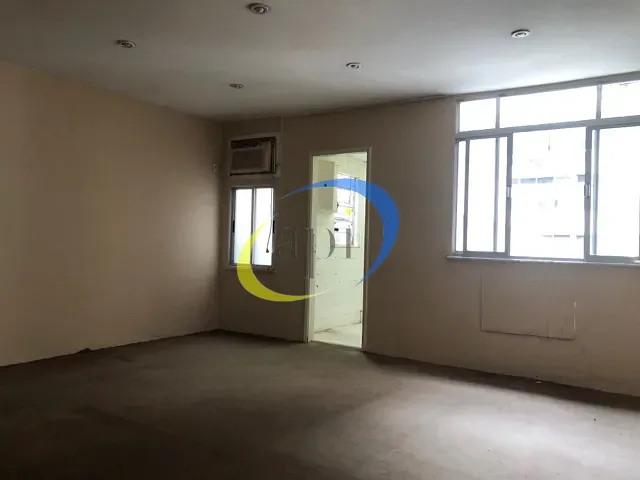 Andar corporativo com 59m², à venda, no bairro Centro em Rio de Janeiro
