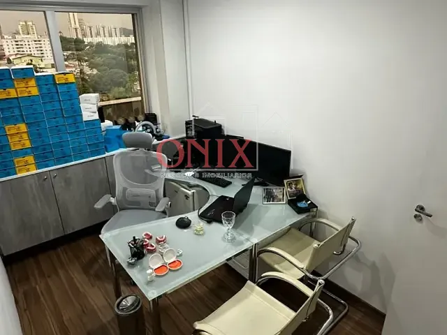 Sala para alugar, no bairro Socorro em Mogi das Cruzes