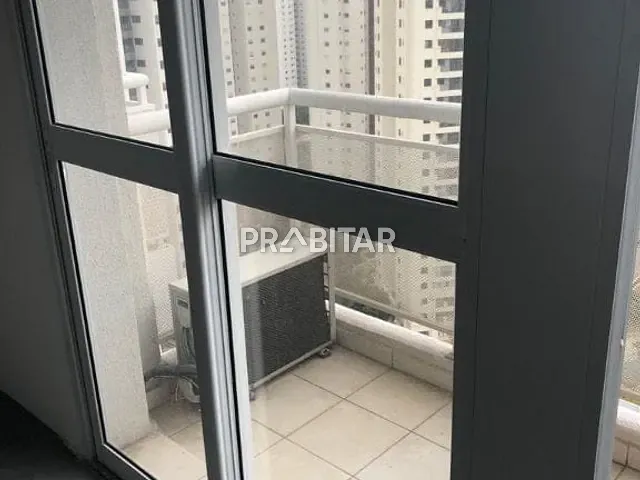 Sala à venda, no bairro Vila Leopoldina em São Paulo