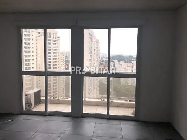 Sala à venda, no bairro Vila Leopoldina em São Paulo