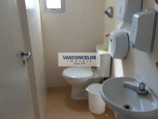 Sala à venda ou para alugar, no bairro Jardim São Dimas em São José dos Campos