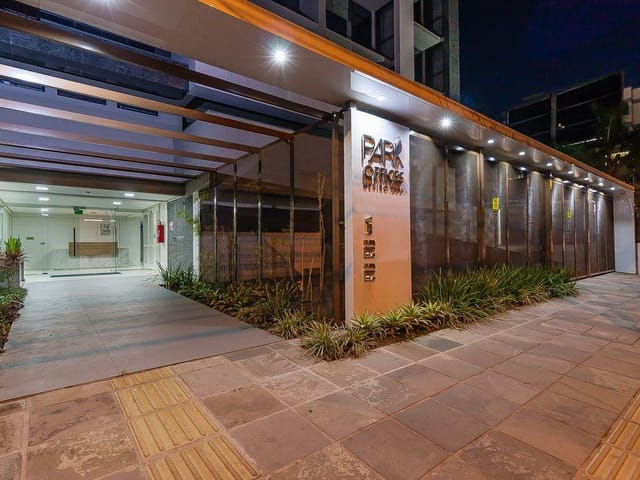 Sala à venda, no bairro Praia de Belas em Porto Alegre