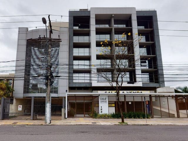 Sala à venda, no bairro Praia de Belas em Porto Alegre