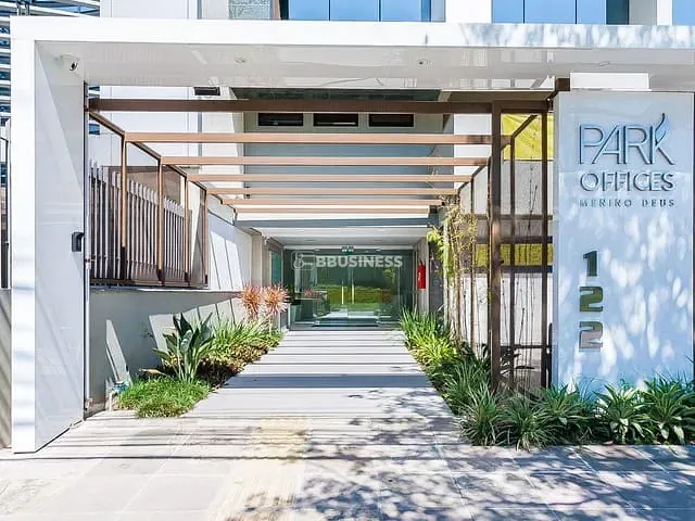 Sala à venda, no bairro Praia de Belas em Porto Alegre