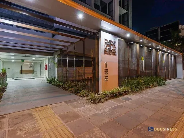 Sala à venda, no bairro Praia de Belas em Porto Alegre