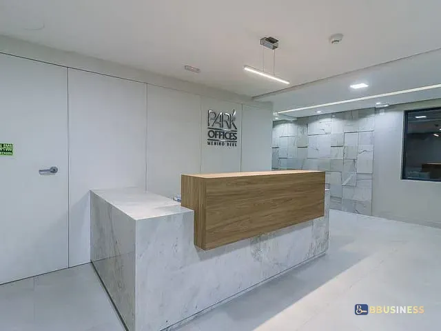 Sala à venda, no bairro Praia de Belas em Porto Alegre