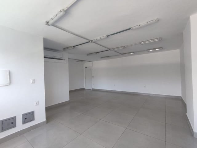 Sala para alugar, no bairro Buritis em Belo Horizonte