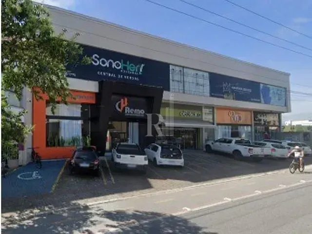 Sala para alugar, no bairro Centro em Tijucas
