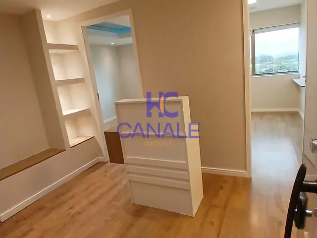 Sala com 60m², para alugar, no bairro Barra da Tijuca em Rio de Janeiro
