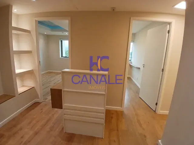Sala com 60m², para alugar, no bairro Barra da Tijuca em Rio de Janeiro