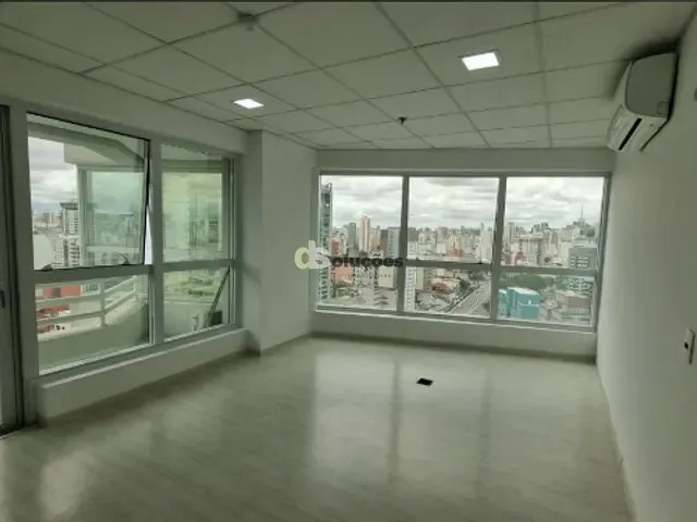 Sala com 35m², à venda, no bairro Consolação em São Paulo