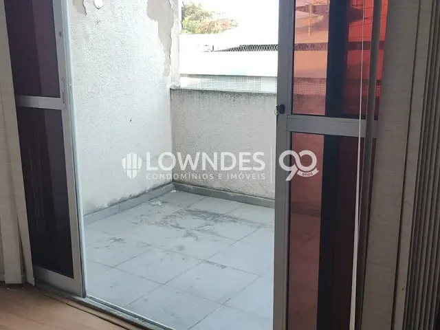 Sala com 29m², para alugar, no bairro Cascadura em Rio de Janeiro