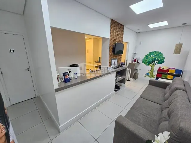 Sala à venda, no bairro Parque Monte Líbano em Mogi das Cruzes