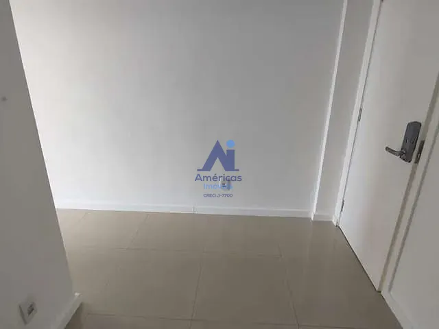 Sala com 21m², à venda, no bairro Recreio dos Bandeirantes em Rio de Janeiro