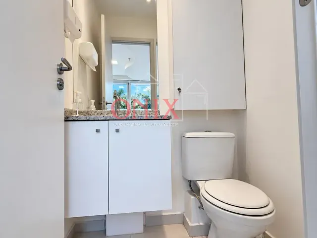 Sala para alugar, no bairro Vila Mogilar em Mogi das Cruzes