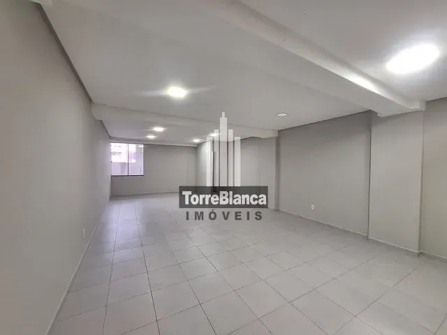 Sala com 73m², para alugar, no bairro Centro em Ponta Grossa