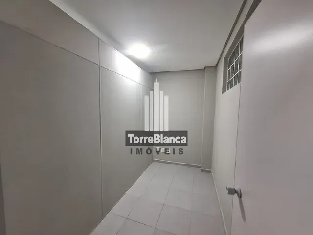 Sala com 73m², para alugar, no bairro Centro em Ponta Grossa