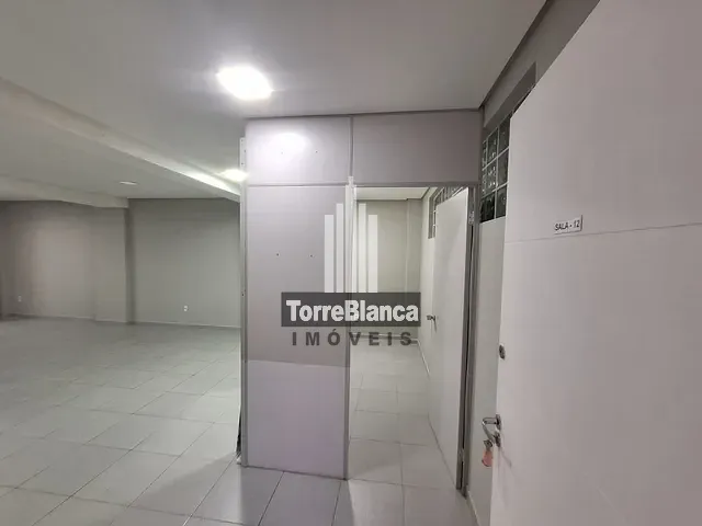 Sala com 73m², para alugar, no bairro Centro em Ponta Grossa