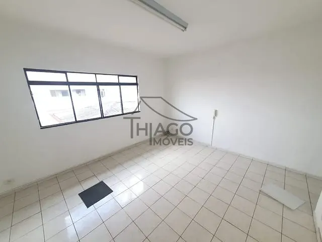 Sala com 29m², para alugar, no bairro Sapopemba em São Paulo