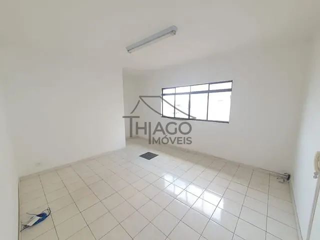 Sala com 29m², para alugar, no bairro Sapopemba em São Paulo