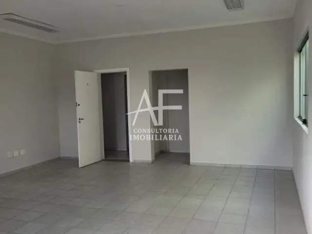 Sala com 45m², para alugar, no bairro Bosque dos Eucaliptos em São José dos Campos