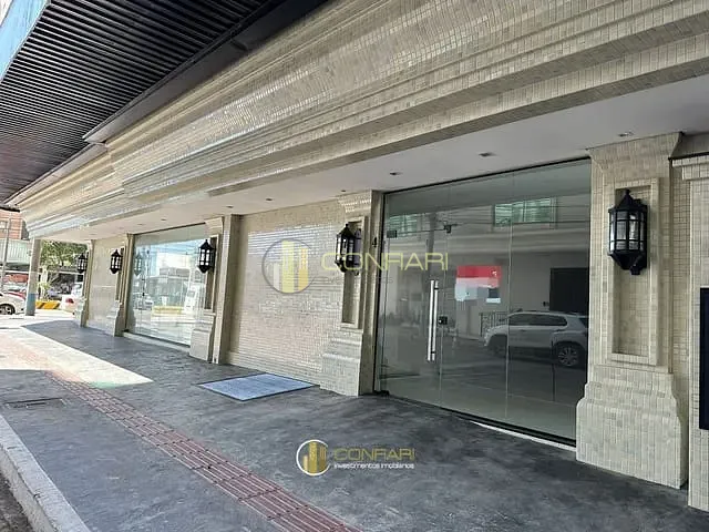 Sala com 120m², à venda, no bairro Meia Praia em Itapema