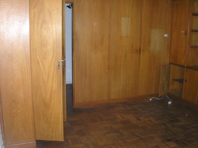Foto do Sala - Sala comercial  à venda, no Edificio Ascênsio Garcia Lopes, 23 metros de area útil, sala com divisórias, armarios. Centro, Londrina. | Guepardo Imob