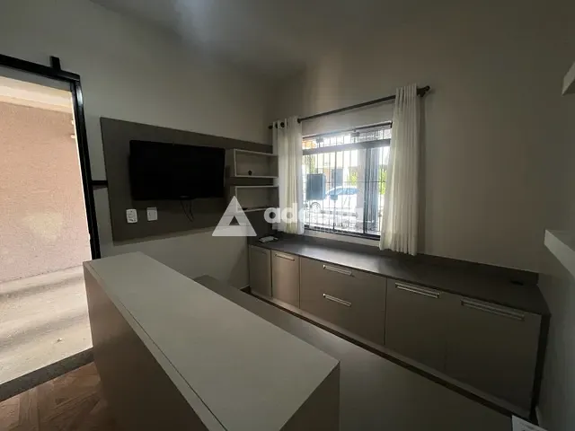 Sala para alugar, no bairro Centro em Ponta Grossa