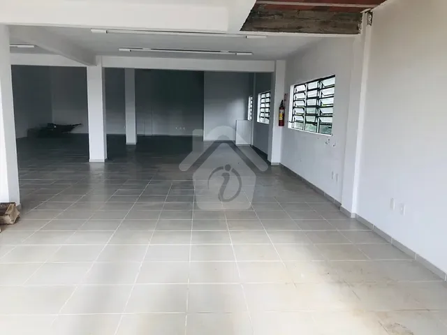 Sala com 180m² 1 quarto e 2 banheiros, à venda, no bairro Canabarro em Teutônia