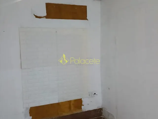 Sala com 11m², para alugar, no bairro Centro em Pindamonhangaba