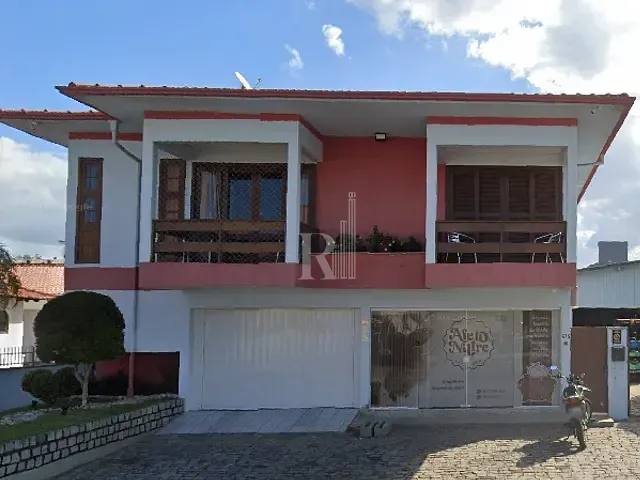 Sala para alugar, no bairro Centro em Tijucas