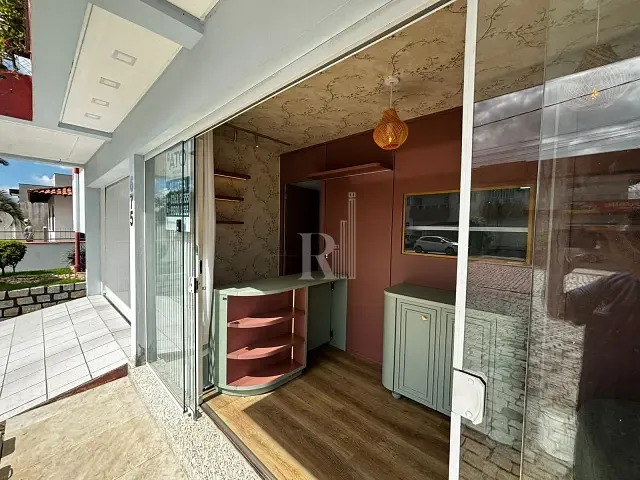 Sala para alugar, no bairro Centro em Tijucas