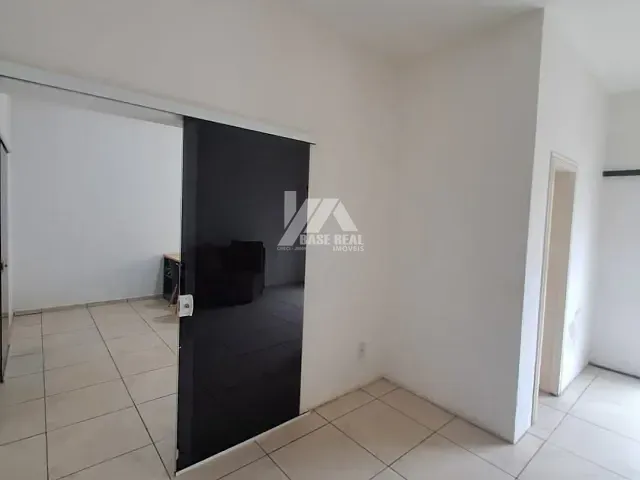 Sala com 50m², para alugar, no bairro Contorno em Ponta Grossa