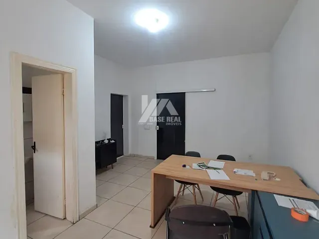 Sala com 50m², para alugar, no bairro Contorno em Ponta Grossa