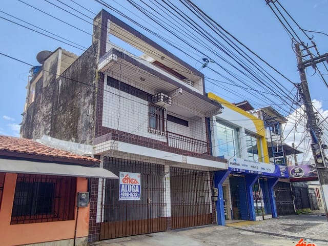 Casa 4 quartos e 1 banheiro, para alugar, no bairro Cremacao em Belém